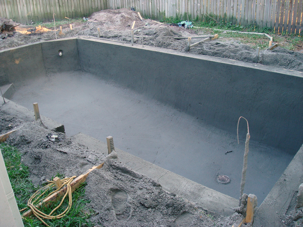 pool builders San Antonio